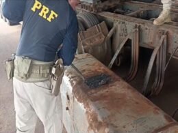 Casal paraguaio é preso pela PRF com meia tonelada de maconha