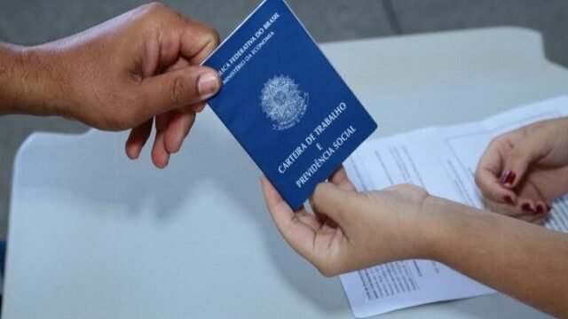 Agência do Trabalhador de Foz do Iguaçu oferece 780 vagas em 154 funções nesta quinta-feira (27/08)