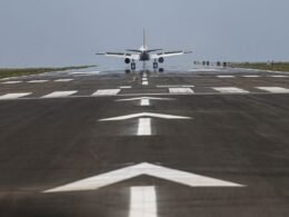 Aeroporto Internacional de Foz do Iguaçu espera mais de 25 mil passageiros durante feriado