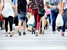 Há 6 milhões de mulheres a mais do que homens no Brasil, mostra Censo