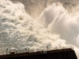 Prazo para se inscrever ao processo seletivo da Itaipu chega ao último dia, nesta segunda-feira (13)