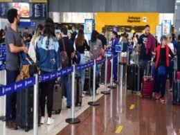 Com combustível caro e alta demanda, Passagens aéreas atingem maior valor em 13 anos