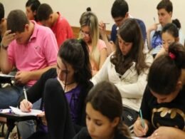 Abre inscrições nesta sexta para 6,6 mil vagas com salários de até R$ 22,9 mil