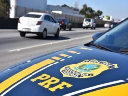 Dias após completar 18 anos, mulher é presa pela PRF em Foz do Iguaçu