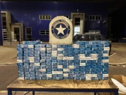 Apreendidos 60 mil reais em carga de cigarros eletrônicos em fundo falso de veículo na Ponte Internacional da Amizade