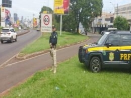 PRF realiza operação para evitar manobras “fura-fila” na entrada da Ponte da Amizade em Foz
