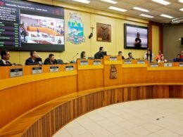 Maioria do plenário rejeita abertura de comissão processante contra o prefeito