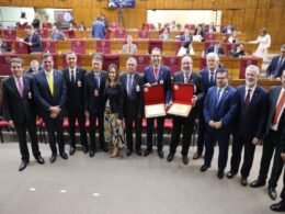 Itaipu Binacional recebe maior honraria da Câmara de Deputados do Paraguai