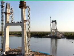 Obras avançam na Ponte Bioceânica às margens do Rio Paraguai