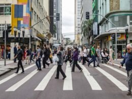 Paraná deve ultrapassar 12 milhões de habitantes até 2027, aponta IBGE