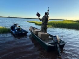 Apreendida embarcação com cocaína no Lago de Itaipu