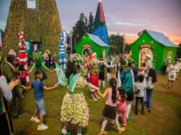 Oficinas de Natal no Gramadão atraem crianças e adolescentes de projetos sociais