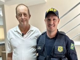 Veja vídeo: caminhoneiro reencontra PRF que o salvou