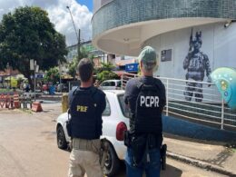 Polícia recupera carro roubado próximo à Aduana da Ponte da Amizade
