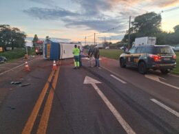Acidente na BR-277: colisão frontal entre ônibus escolar e um veículo de passeio Deixa 5 vítimas sendo 1 óbito