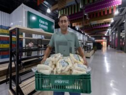 Mercado Público Barrageiro inaugura box agroecológico e restaurante Casa da Colônia para fortalecer a agricultura familiar