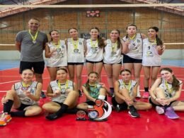 Voleibol de Foz do Iguaçu brilha na 10ª Copa Amizade em Quatro Pontes