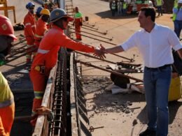 Com PIB em alta e pleno emprego, Paraná reajusta piso salarial para até R$ 2.275,36