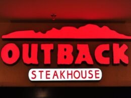 Outback Steakhouse leva boa gastronomia e cultura australiana à Foz do Iguaçu, com inauguração em 14 de abril
