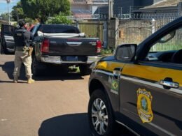 Hilux com registro de roubo é recuperada em Foz do Iguaçu