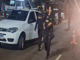 Operação em Foz do Iguaçu remove 32 veículos e prende motorista embriagado na República Argentina