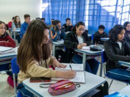 Prazo para solicitar isenção da taxa de inscrição no Enem foi prorrogado até sexta-feira