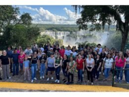 Trabalhadores de indústrias têxteis de Santo Antônio do Sudoeste conhecem gratuitamente Foz do Iguaçu