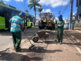 Atenção! Secretaria de Obras pede que obstáculos não sejam retirados para não prejudicar reparos na Avenida das Cataratas