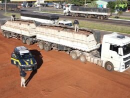 Apreendidos 600 mil maços de cigarros em bitrem, na BR 163 em Terra Roxa (PR)
