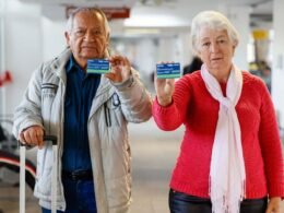 Idosos paranaenses passam a ter passagens intermunicipais gratuitas ou com 50% de desconto