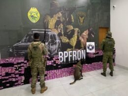 Operação conjunta apreende mais de uma tonelada de maconha escondida em colunas metálicas em Umuarama (PR)