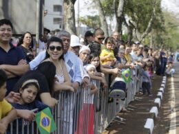 Aniversário de Foz terá desfile cívico com mais de 4,5 mil pessoas na Avenida Paraná