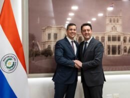 Ratinho Junior se reúne com presidente do Paraguai para falar sobre Ponte da Integração e comércio