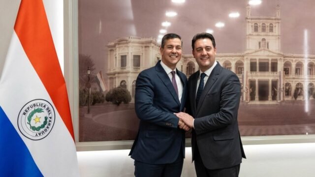Ratinho Junior se reúne com presidente do Paraguai para falar sobre Ponte da Integração e comércio