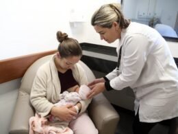 Mulheres paranaenses têm menos filhos e são mães mais tarde