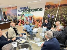 Silva e Luna garante apoio do Estado para estradas rurais e restaurantes populares