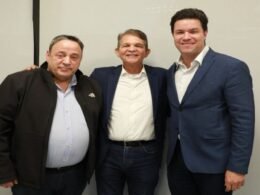Prefeito Silva e Luna assegura mais de R$ 60 milhões em investimentos para Foz em viagem relâmpago a Curitiba