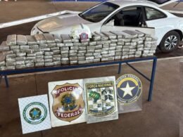 Apreendidos mais de 100 quilos de maconha em fundo falso de carro na Ponte da Amizade