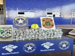 Apreendidos 115 kg de maconha em veículo com fundo falso na Ponte da Amizade