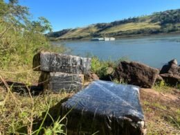 Duas pessoas são presas com 732 kg de maconha às margens do Rio Paraná