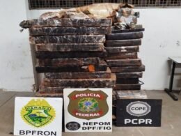 Lancha carregada com maconha e haxixe é abandonada durante fuga no lago de Itaipu