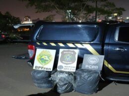 Monitoramento de embarcações leva à apreensão de 145 kg de drogas às margens do rio Paraná