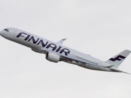 Finnair cancela 40 voos após alerta sobre método de limpeza de capas de assento