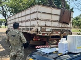 Motorista é preso com duas toneladas de agrotóxicos ilegais