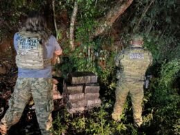 Apreendida embarcação com quase 150 quilos de maconha às margens do Rio Paraná, na região da Avenida Beira Rio