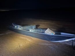 Embarcação com produtos contrabandeados é apreendida no Lago de Itaipu