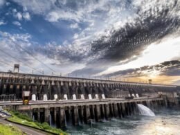 Itaipu tem uma das energias mais baratas do país após quitação da dívida, afirma diretor em audiência no Senado
