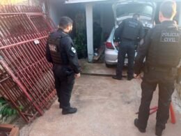 Três presos, dois adolescentes apreendidos e seis armas localizadas em operação em Cascavel