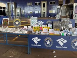 Dois paraguaios são detidos com van carregada de mercadorias irregulares na Ponte da Amizade