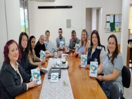 Itaipu e parceiros entregam cartilha de orientação para autistas em Rio Bonito do Iguaçu